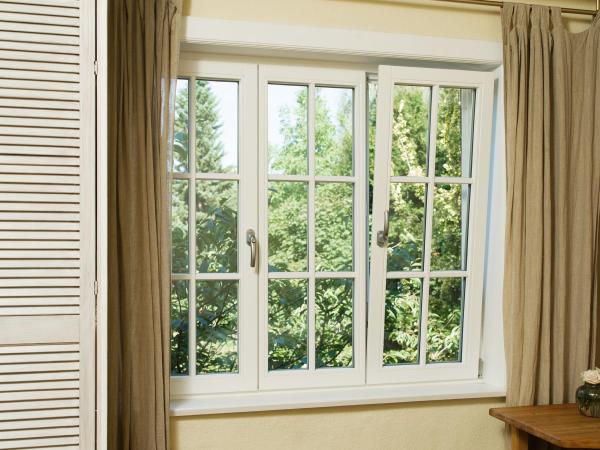 Altbau-Fenster mit Sprossen