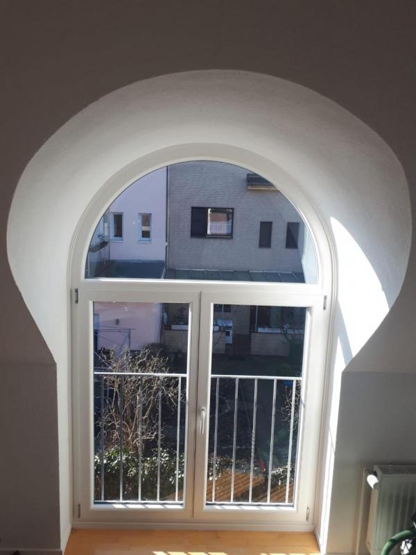 rundfenster-weiß
