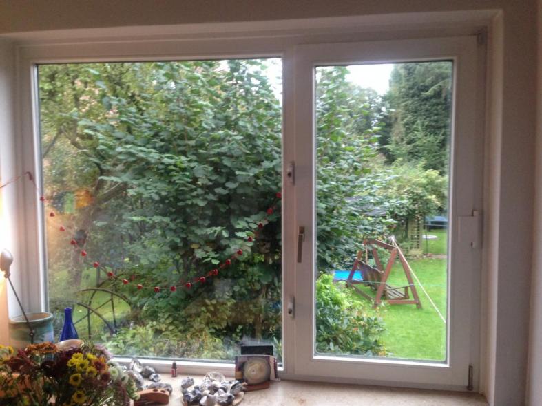 fenster-ohne-schallschutz-vor-der-sanierung